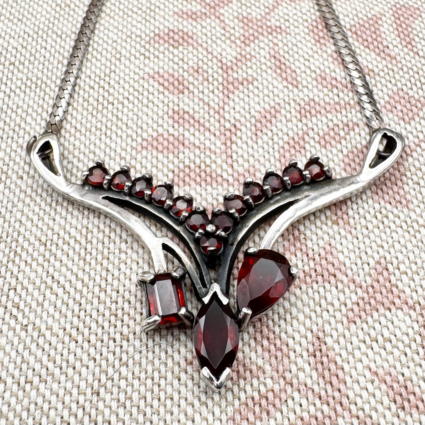 Vintage silver garnet necklace