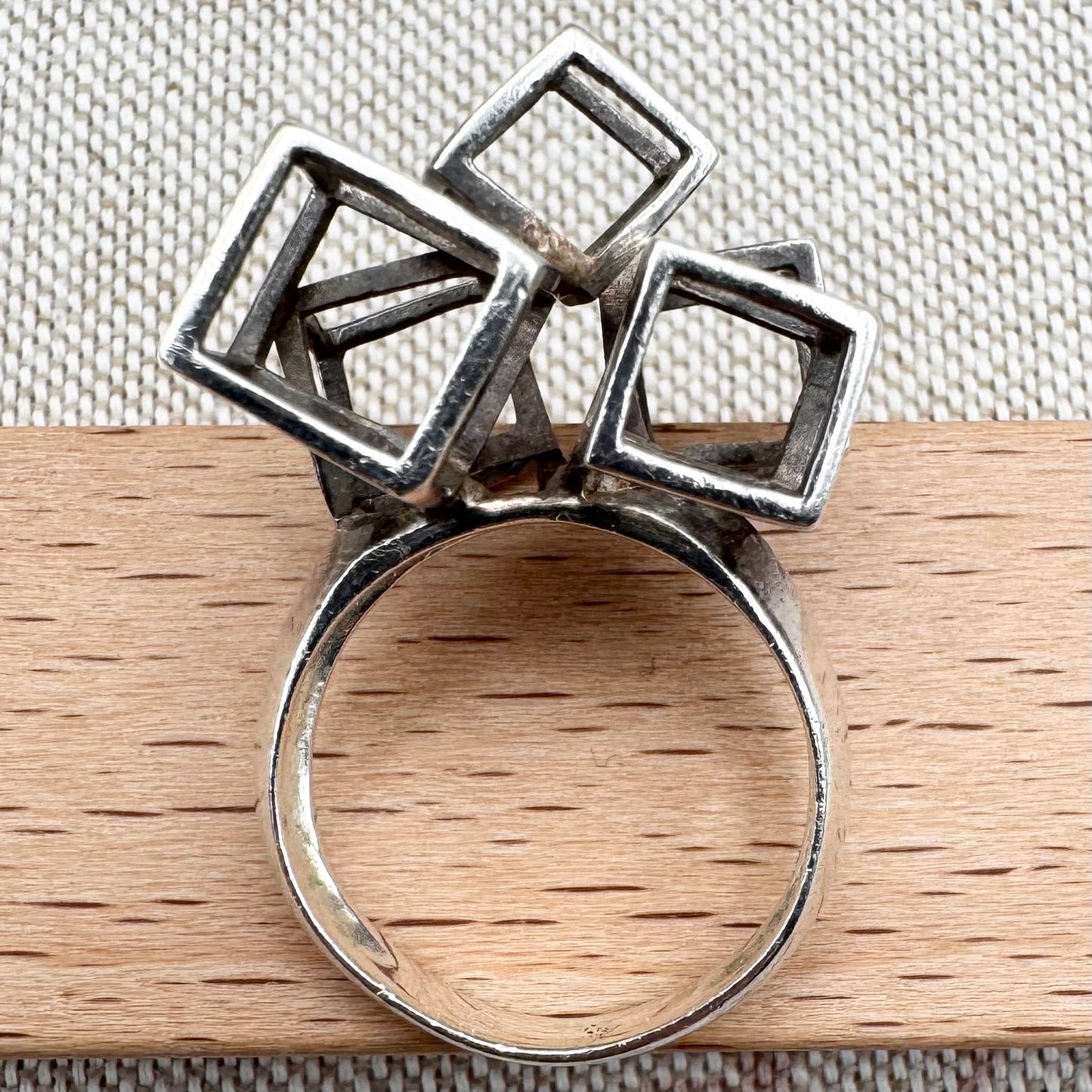 Silver geometric cube ring, size O.5 (US 7.5)