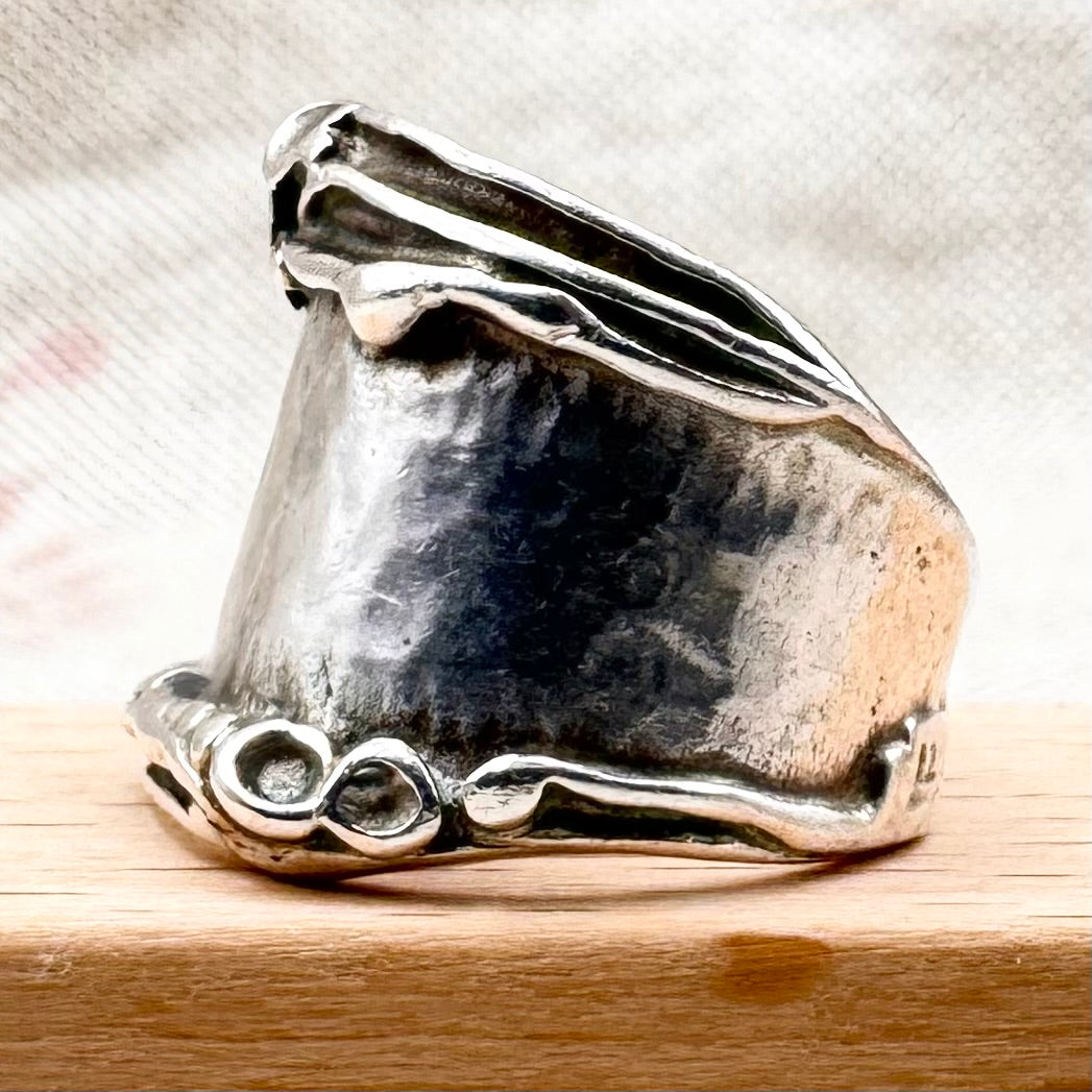 Silver organic sculptural band ring, size L (US 5.5)