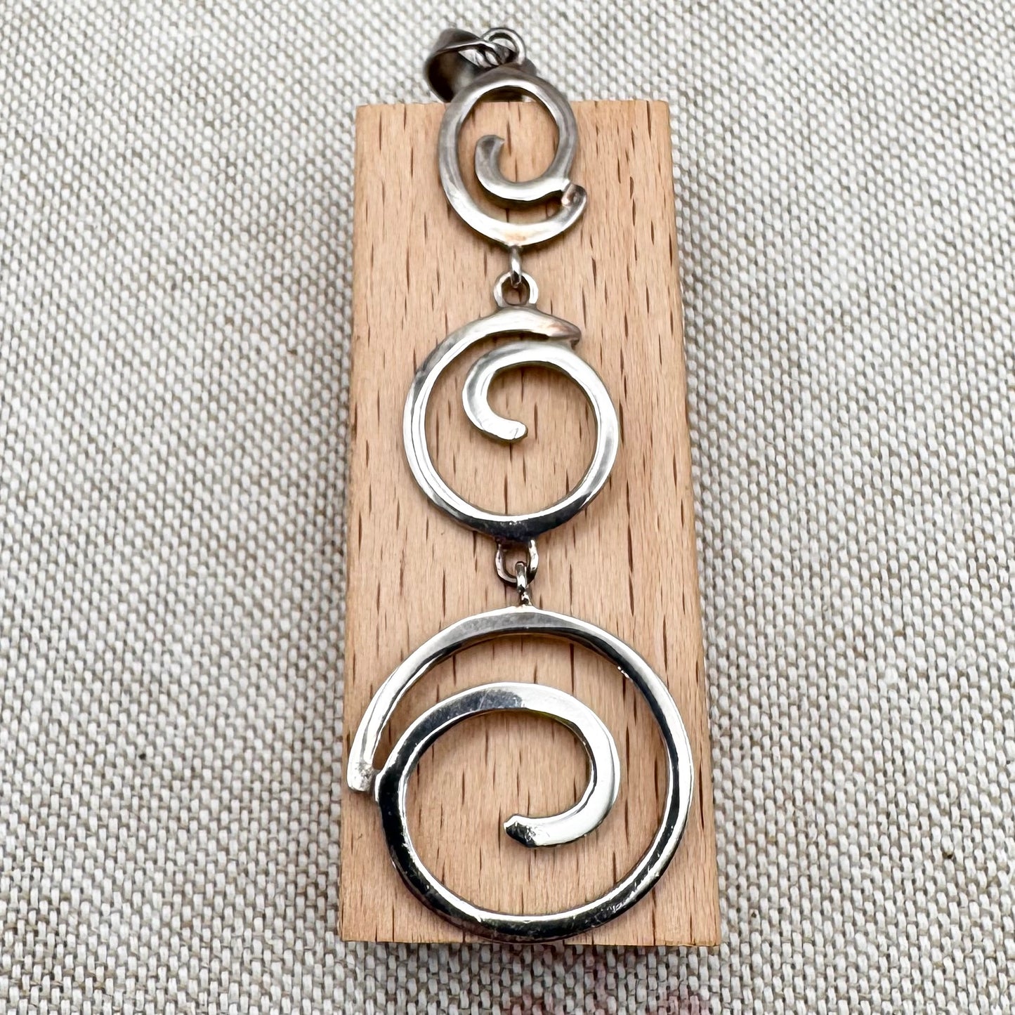 Vintage silver spiral pendant