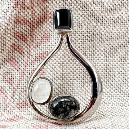 Silver pendant with onyx, moonstone & tourmalinated quartz