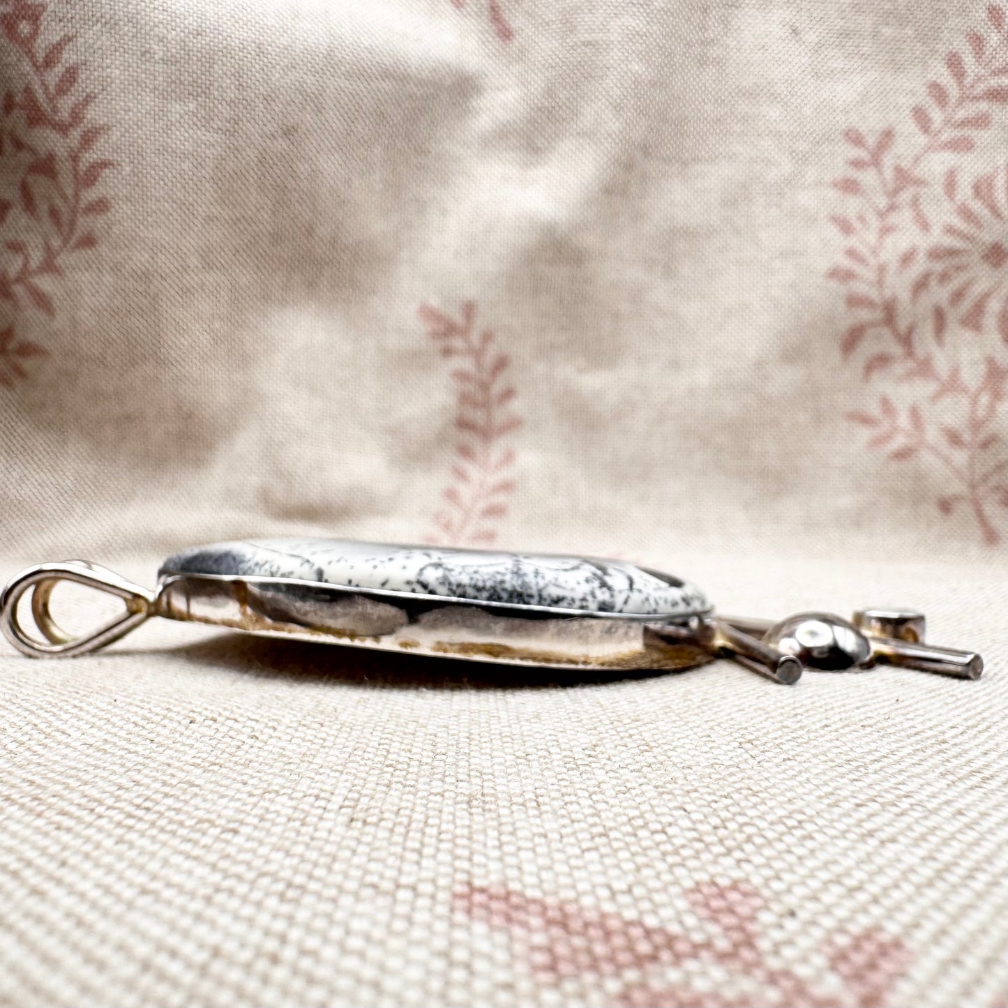 Large silver pendant with dendritic agate