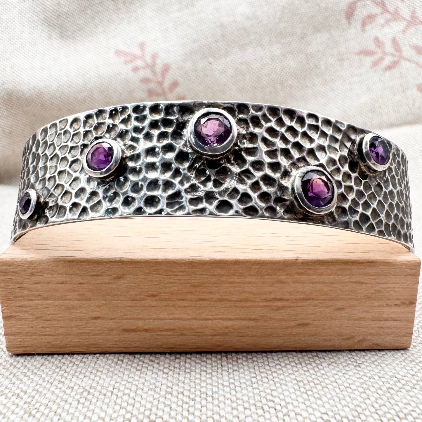Vintage silver hammered and amethyst cuff bracelet