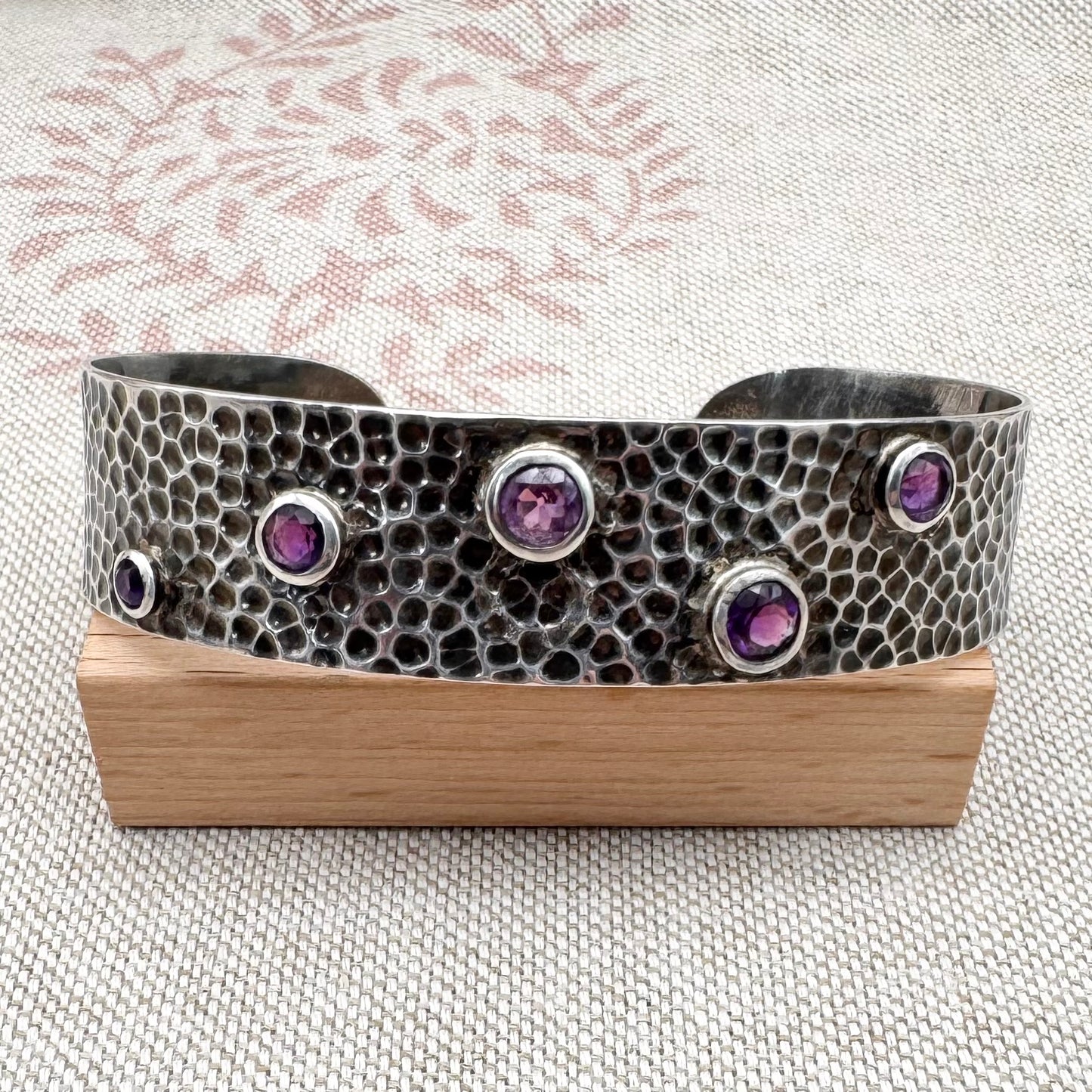 Vintage silver hammered and amethyst cuff bracelet
