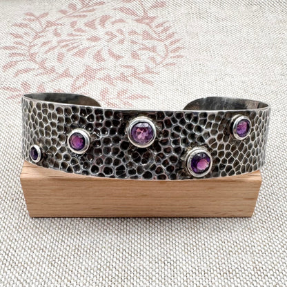 Vintage silver hammered and amethyst cuff bracelet