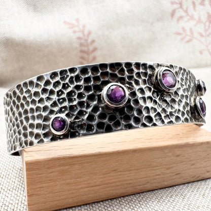 Vintage silver hammered and amethyst cuff bracelet
