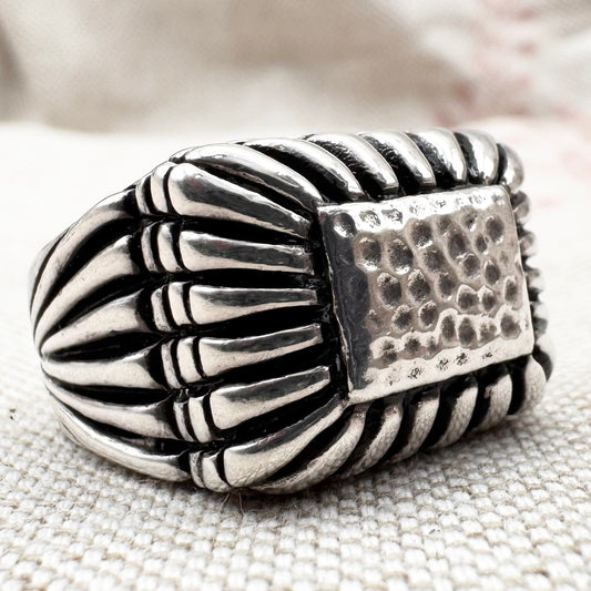 Vintage flower statement ring with hammered centre panel, size L (US 5.5)