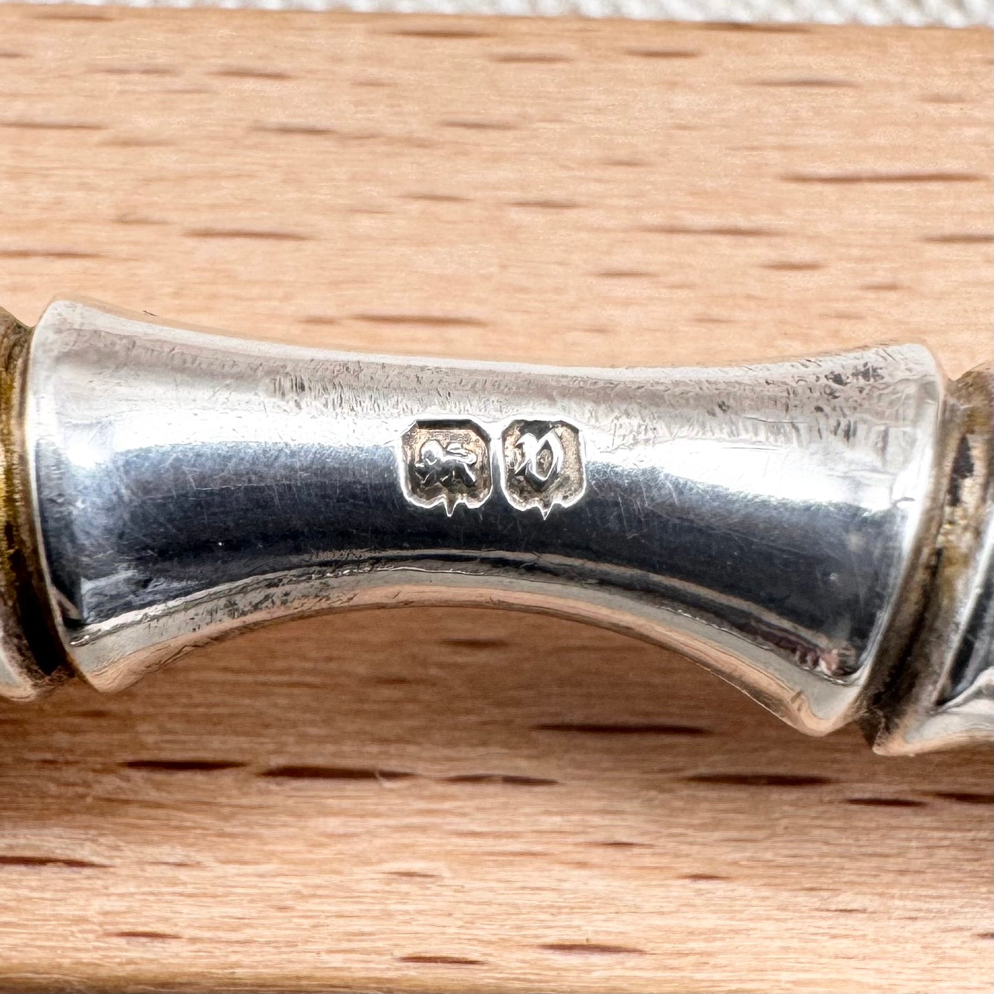 Vintage silver bamboo hinged bangle, hallmarked Chester 1946