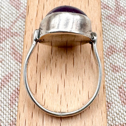 Silver and amethyst ring, size Q (US 8)