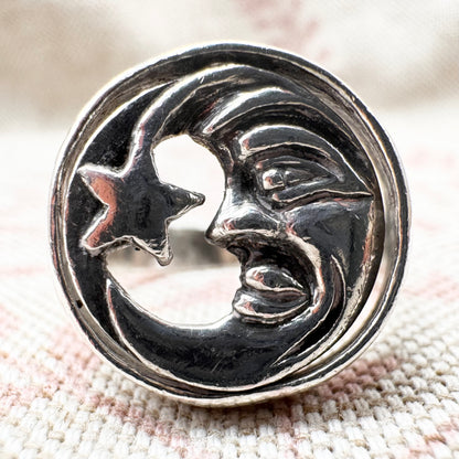 Silver spinning moon and star ring, Size P.5/8
