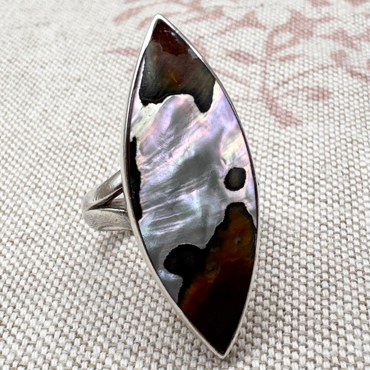 Silver mother of pearl ring, size L (US 5.5)