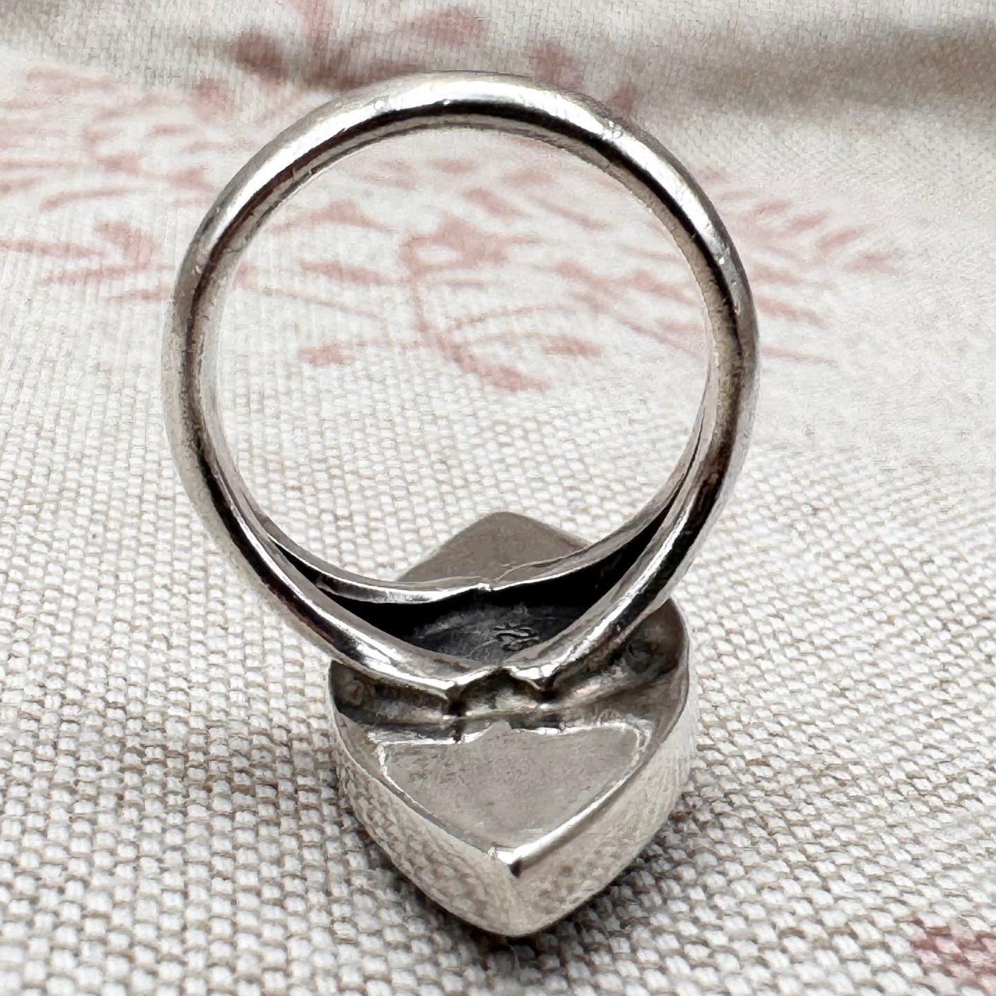 Silver mother of pearl ring, size L (US 5.5)