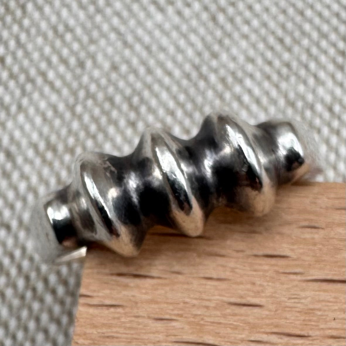 Vintage silver ridge-front ring, size P (US 7.5)