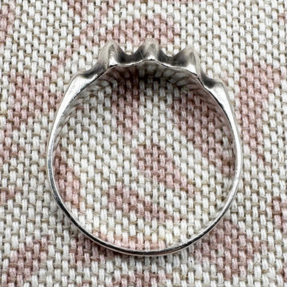 Vintage silver ridge-front ring, size P (US 7.5)