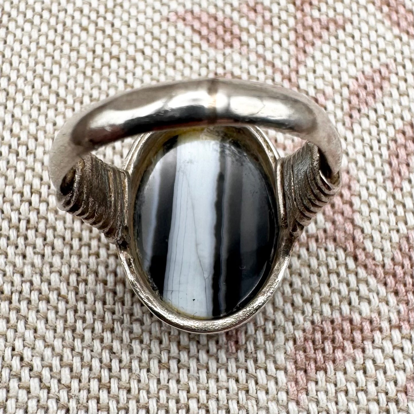 Black Botswana agate silver ring with coiled shoulders, size G.5 (US 3.5)