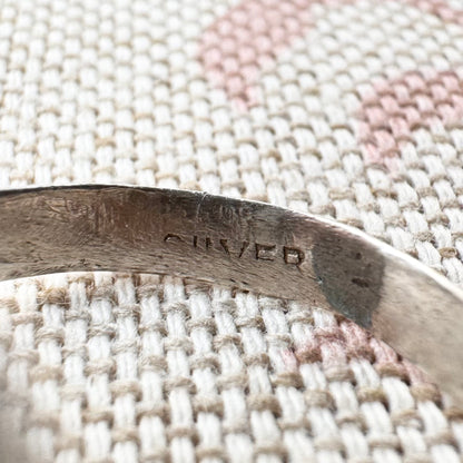 Black Botswana agate silver ring with coiled shoulders, size G.5 (US 3.5)