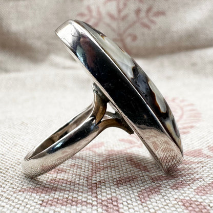 Mother of pearl statement ring, size R (US 8.5)
