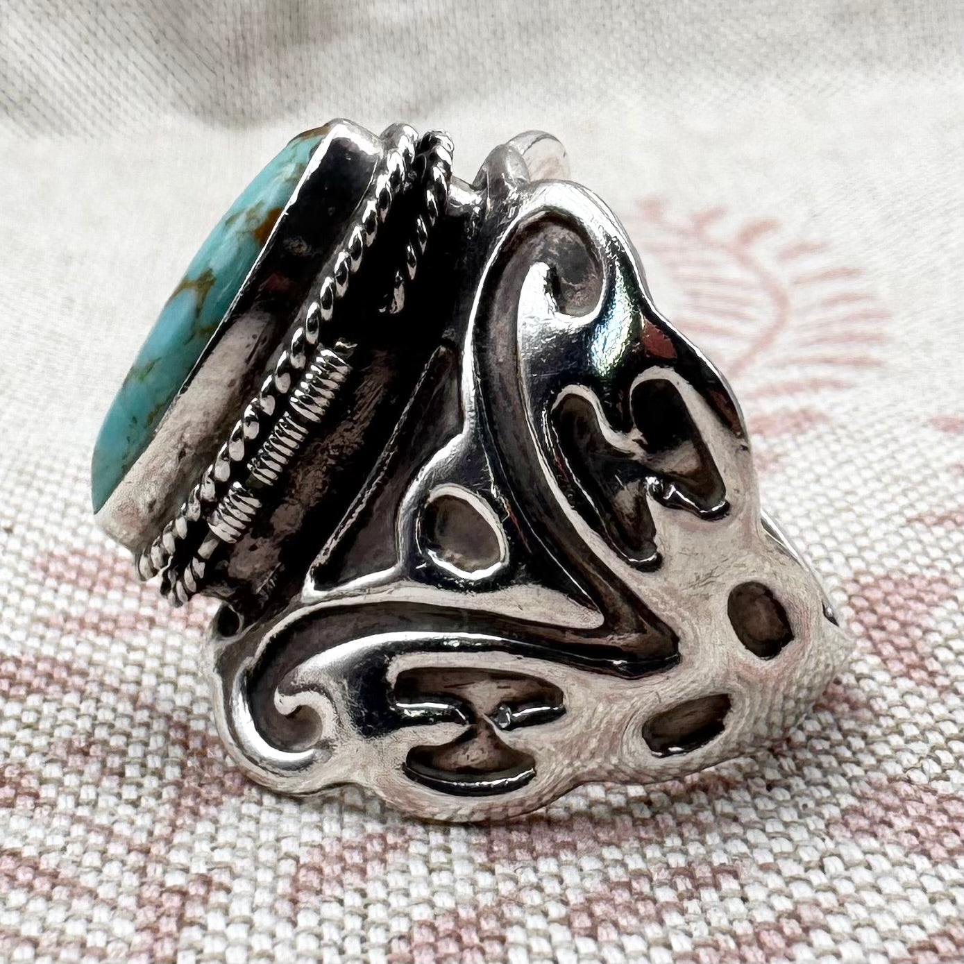 Mexican silver poison ring with turquoise, size S.5 (US 9.5)