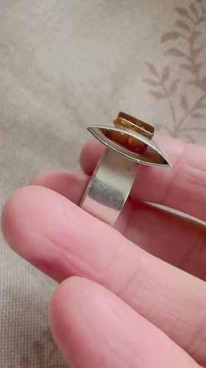 Vintage Polish silver amber ring with Gdańsk silver marks, size O (US 7)