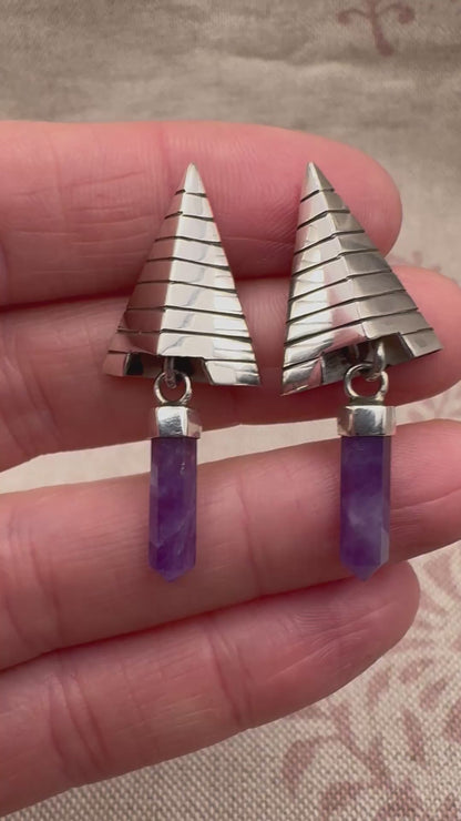 Silver pyramid drop earrings with amethyst points